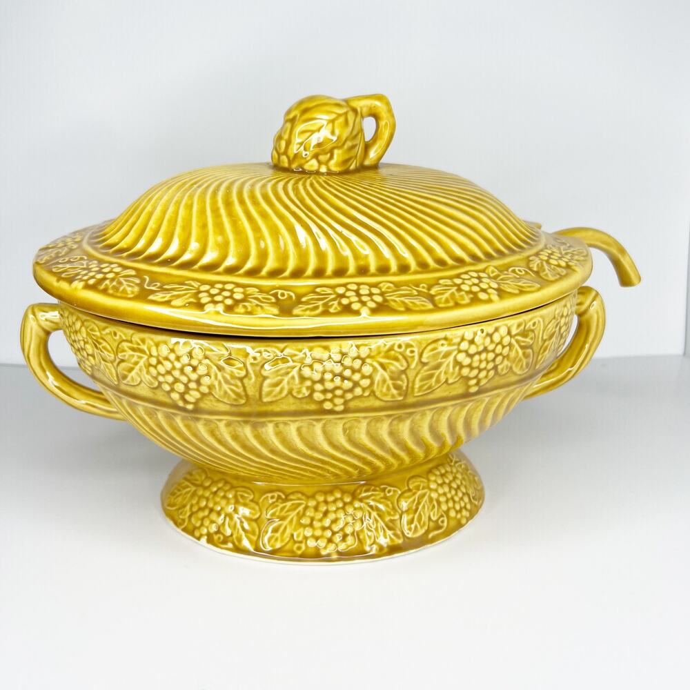 Mustard Yellow California Pottery 782 Soup Tureen Bowl, Lid And Matching Spoon